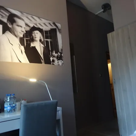 Koziolki Old Town Hostel *