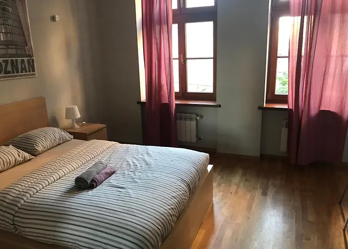 Koziolki Old Town Hostal