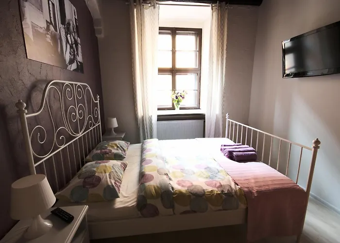 호스텔 Koziolki Old Town